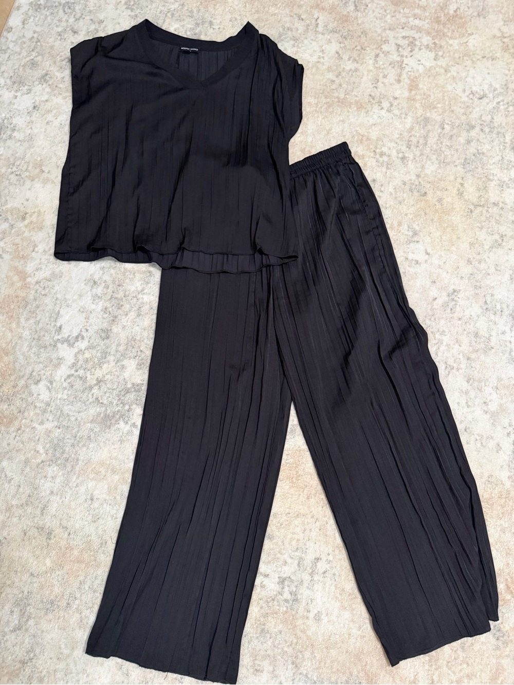 Black Pleated Wide-Leg Pants & Top Set